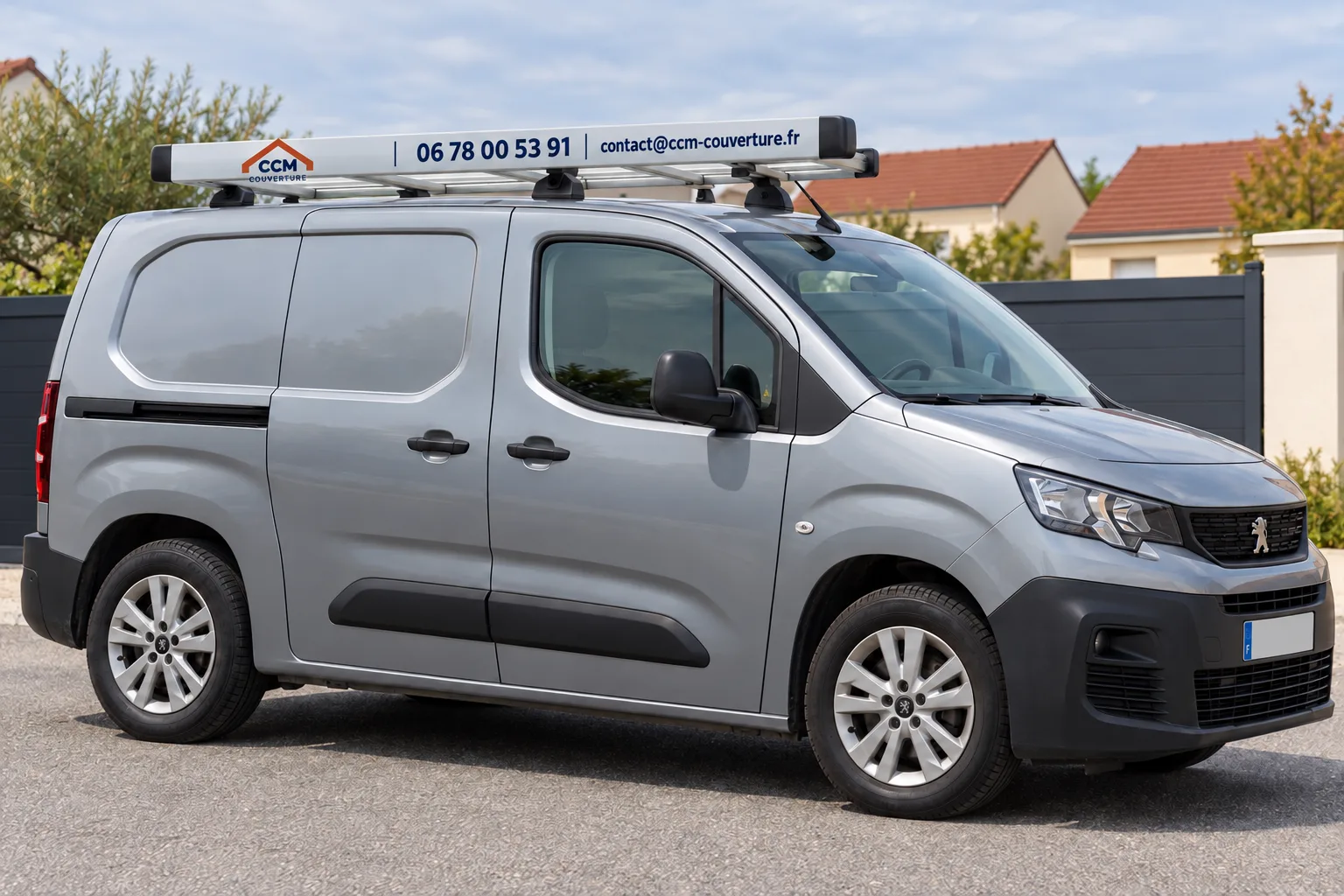 Camion CCM Couverture, couvreur qui se déplace à Tours